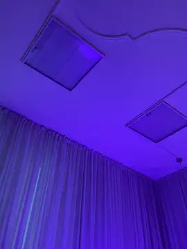 XEye_CandyX's Live XXX Chat