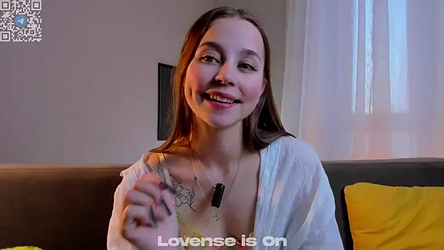 FalineDowlen's Live XXX Chat