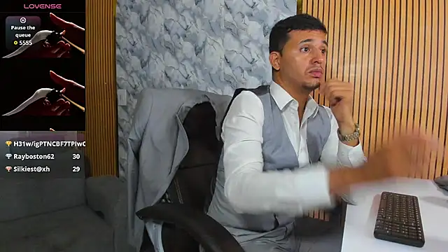 Hideintheoffice Live XXX-Chat