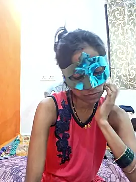 Desi_Sayli_Bhabhi élő XXX-chatje