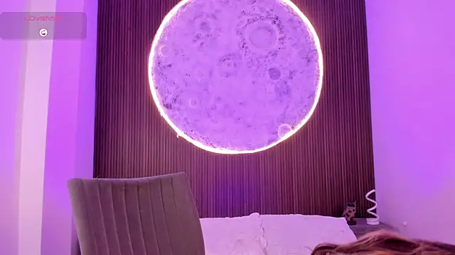 Chatroom XXX en direct de IvannaVolk_