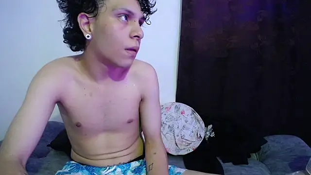 Demon_Sam_ élő XXX-chatje