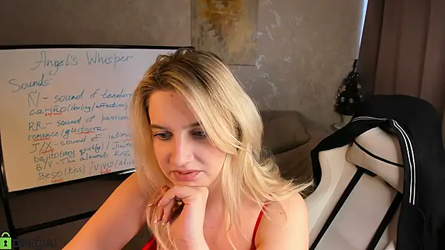 SoftLana's Live XXX Chat