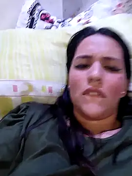 zaraluxx1's Live XXX Chat