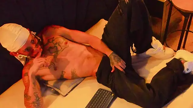 Chatroom XXX en direct de axel_valtier