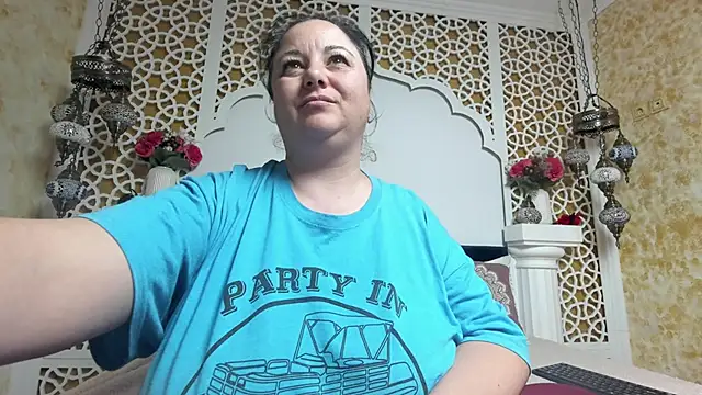 AleshaArabian's Live XXX Chat