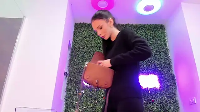 Czat XXX na żywo – realhotfallingdevil