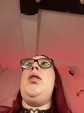 XXX chat uživo modela NiickyJones