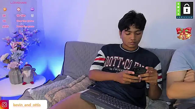 _Ottis_ Live XXX-Chat