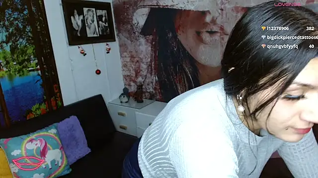 gigi_gilt_'s Live XXX Chat