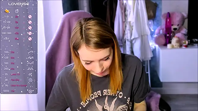 ZoyaMill's Live XXX Chat