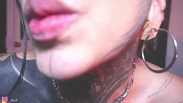 Dalia_Vorhees' Live XXX Chat