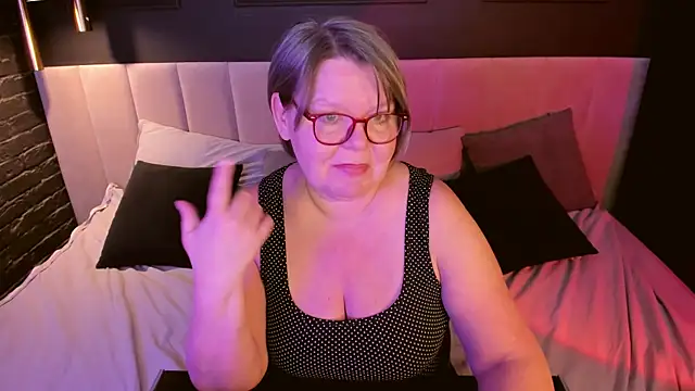 Shannonshine: вебкам-шоу