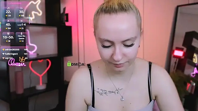 mila_glow1's Live XXX Chat