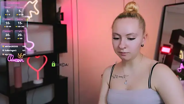 mila_glow1: απευθείας συνομιλία ΧΧΧ