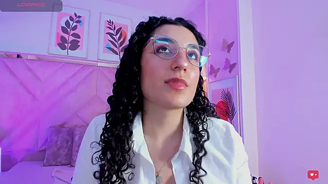 DemiJones_: απευθείας συνομιλία ΧΧΧ