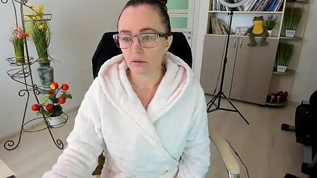 Vika73's Webcam Show