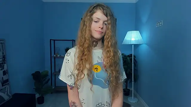 RayaNenlia's Live XXX Chat