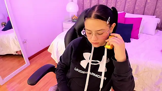 دردشة Amy_Ferreira الجنسية المباشرة