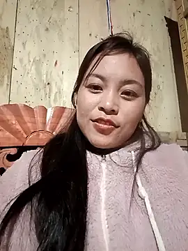 Chat XXX en directo de Alice-567