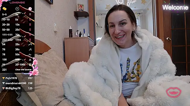 Yevgeshka-Milashka 现场XXX聊天