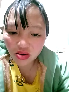 Minkine022 élő XXX-chatje