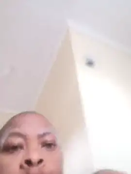 CuteHoney92's Live XXX Chat