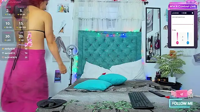 Rihanna_hotx's Live XXX Chat