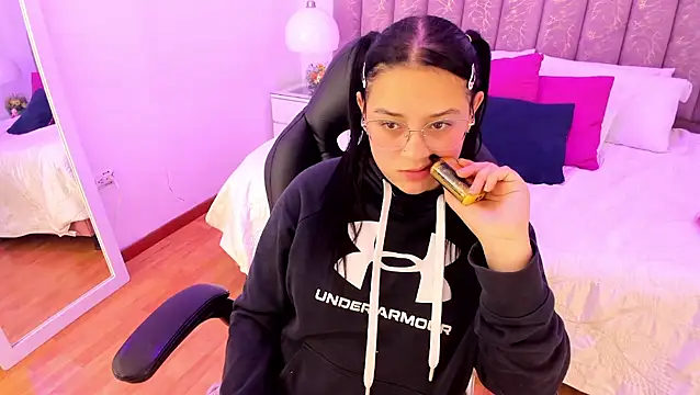 Amy_Ferreira: онлайн-секс-чат