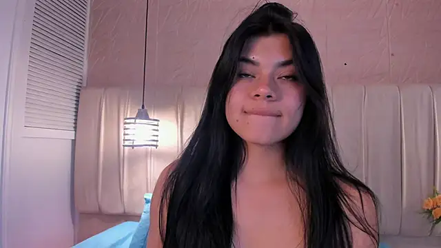 avy_st's Live XXX Chat