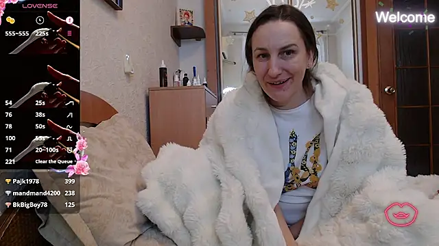 Yevgeshka-Milashka's Live XXX Chat