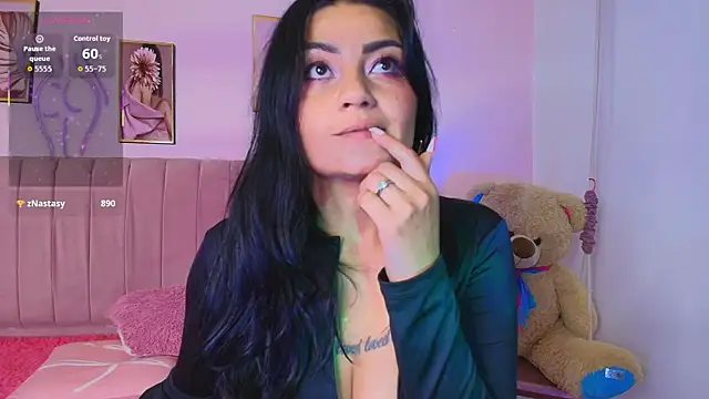 mei_kora's Live XXX Chat