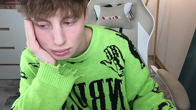 crisp1n 网络视讯表演