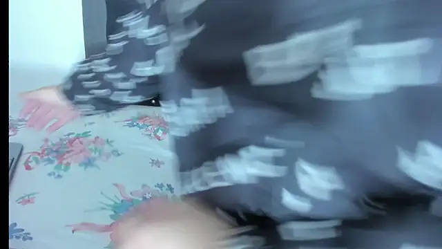 violetadumsper: απευθείας συνομιλία ΧΧΧ