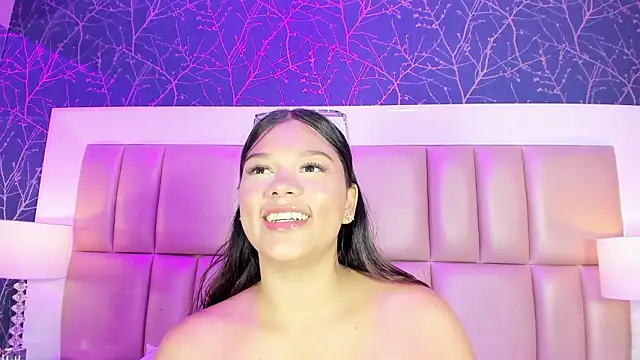 Chat XXX Live HatsaJones