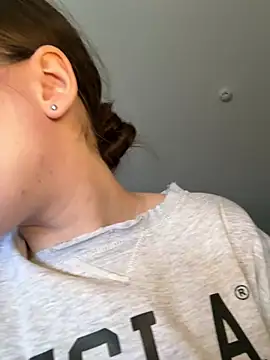 RollDolls: απευθείας συνομιλία ΧΧΧ