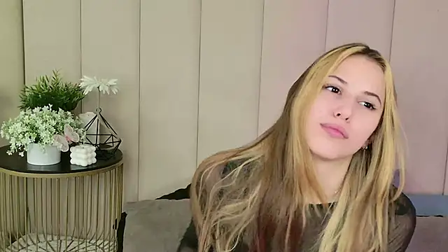 AriaBe11 即時 XXX 聊天