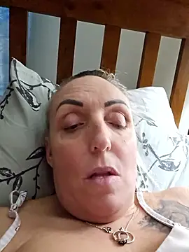 Chat XXX en directo de theblondecocklover