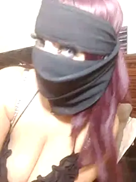 عرض كام Queen-Nissreen