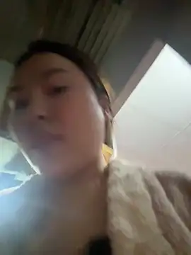 Bayby-xxx's Live XXX Chat