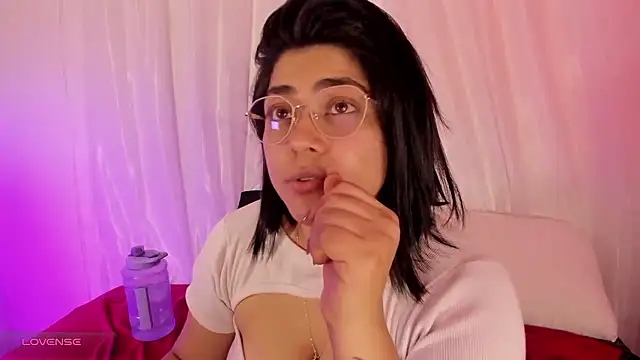 lucy26_ 即時 XXX 聊天