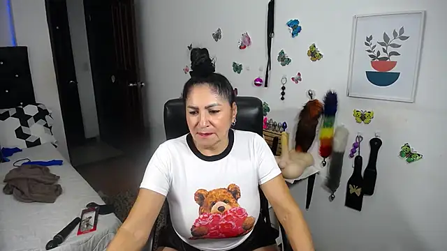 mature_bigboobs10's Live XXX Chat