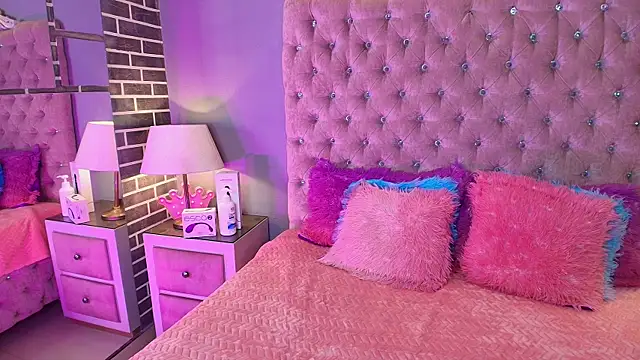 Chat XXX ao vivo de AdelaineBest