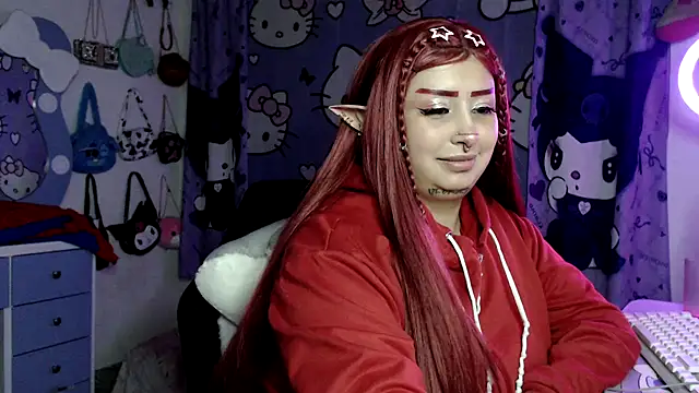 lussyevans24 Adlı Modelin Canlı XXX Sohbeti