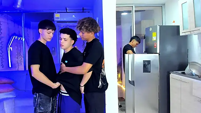 Houseofwarrios' Live XXX Chat