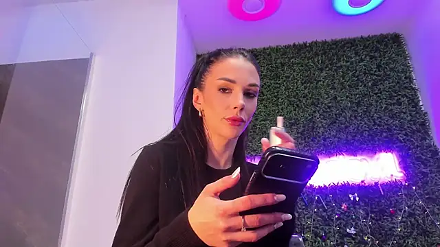 realhotfallingdevil's Live XXX Chat