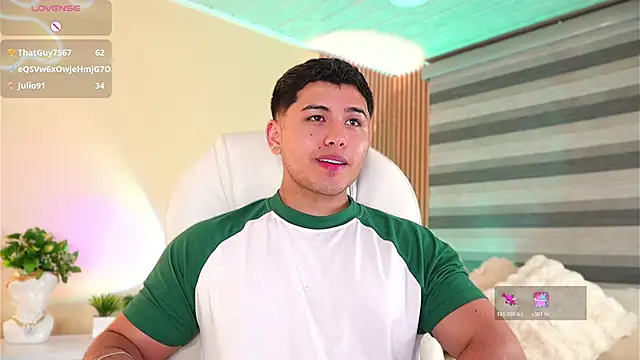 MatiasKorn's Live XXX Chat