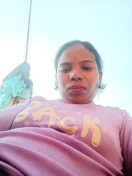 Rubi_sarma's Live XXX Chat