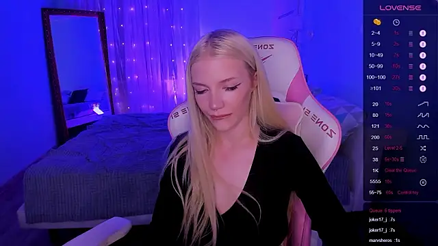 AnyaTaylor_: απευθείας συνομιλία ΧΧΧ