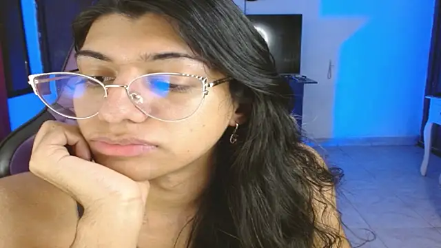 แชท XXX สดของ engielphoenis14